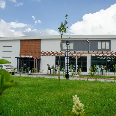 Garden House 4* Tefenni